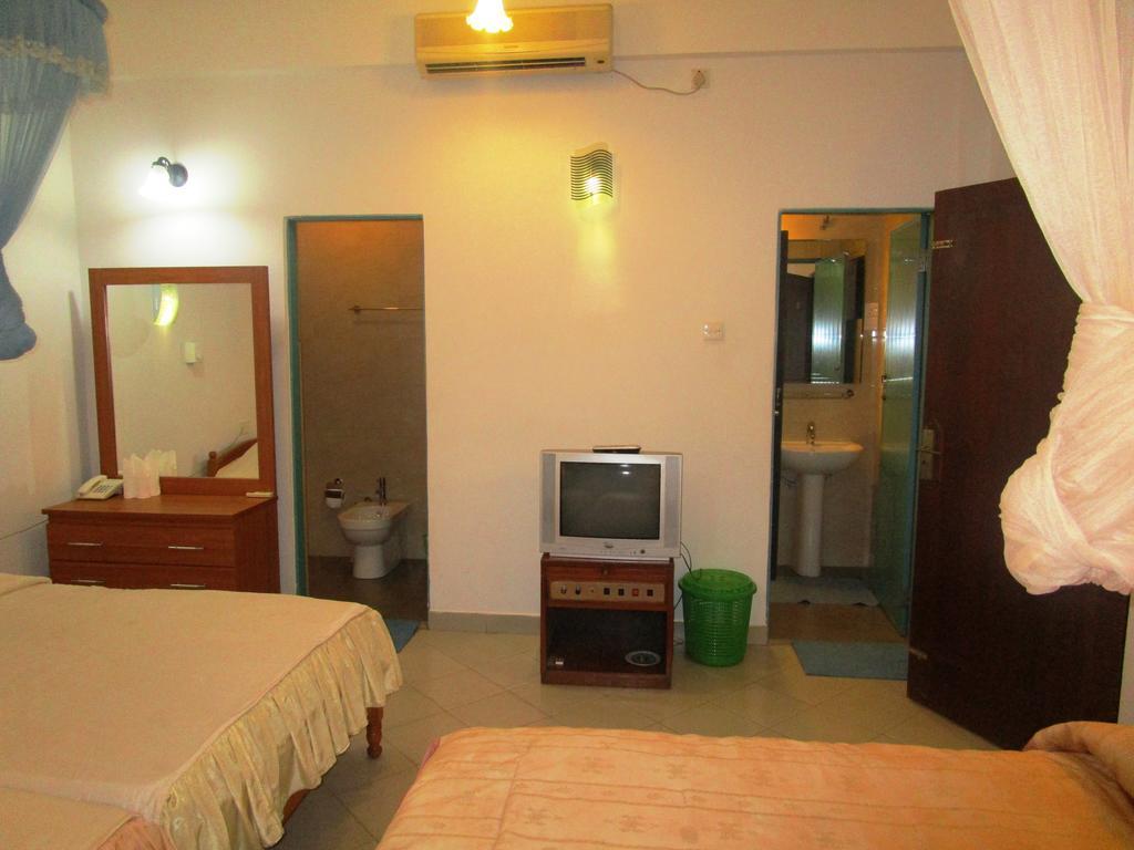 Hotel Shalini Anuradhapura Ruang foto