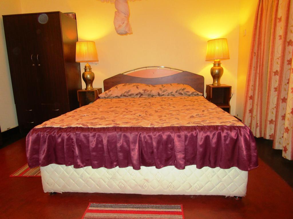 Hotel Shalini Anuradhapura Ruang foto